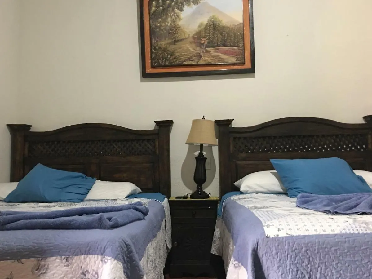 Dionisio Inn Antigua 2*,  Gwatemala