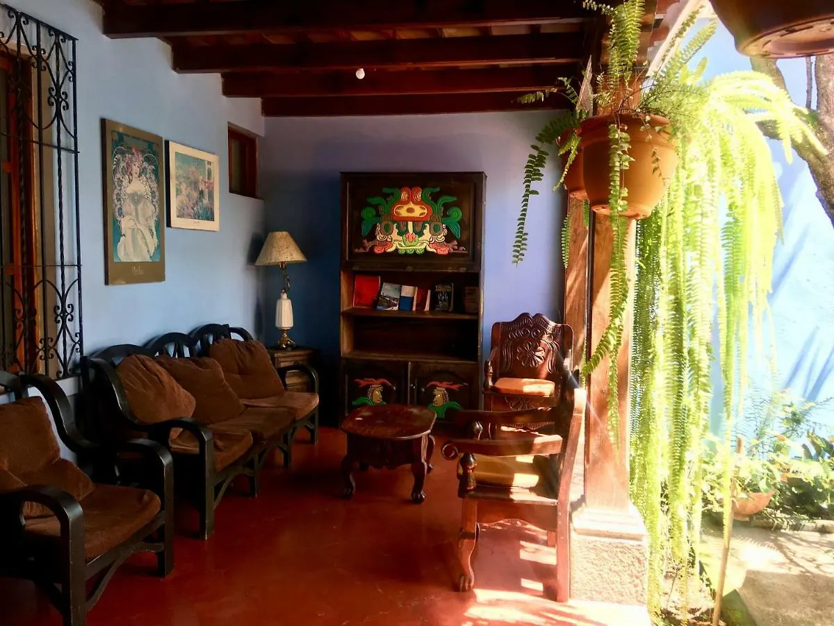 Dionisio Inn Antigua Pensjonat